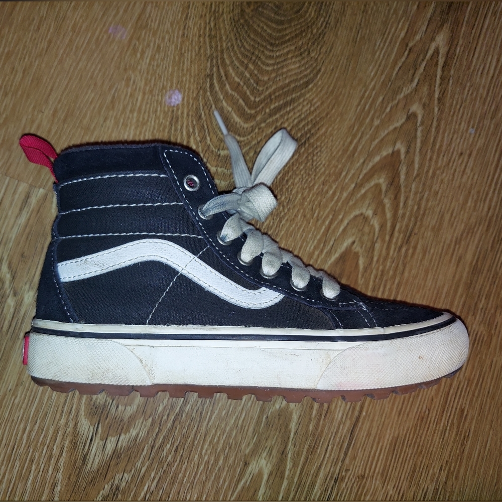 Girls vans sk8-hi mte-1 black sz 2